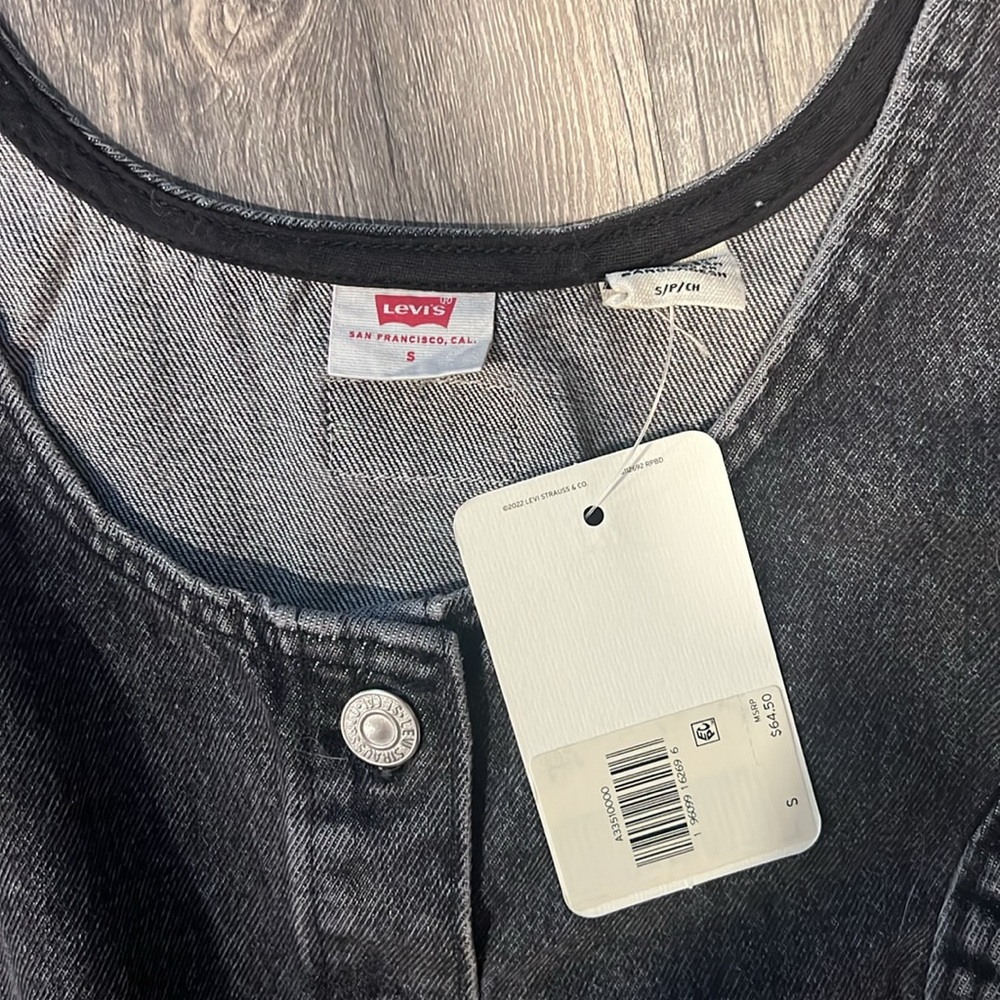 Levi’s Dress - Picture 2 of 3